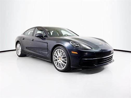2020 Porsche Panamera 4