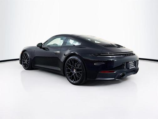 2026 Porsche 911 Carrera