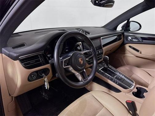 2020 Porsche Macan Base