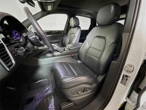 2022 Porsche Cayenne