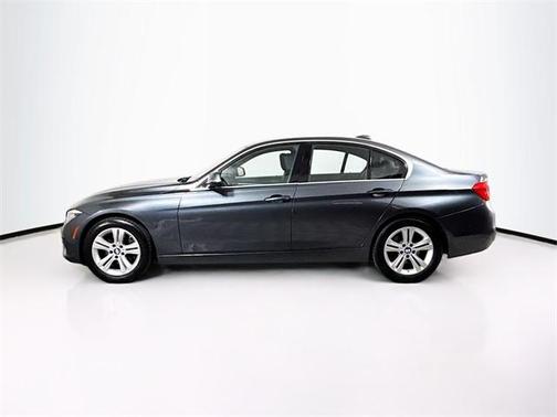 2018 BMW 330 i xDrive