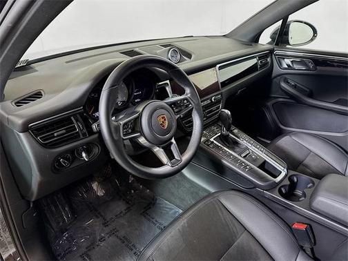 2021 Porsche Macan S