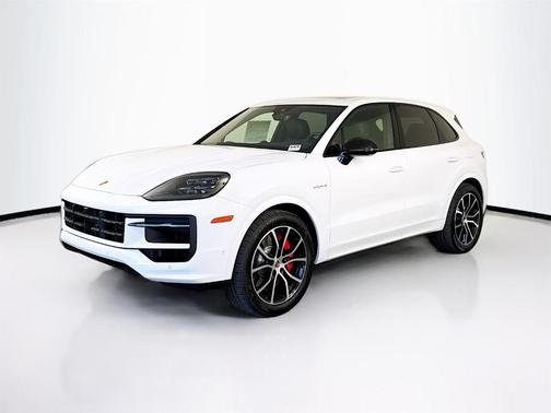 2026 Porsche Cayenne S