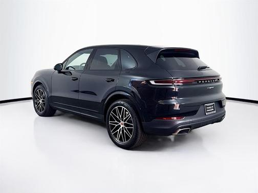 2026 Porsche Cayenne Base