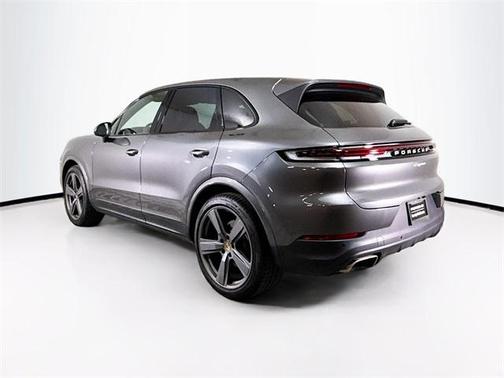 2024 Porsche Cayenne Base
