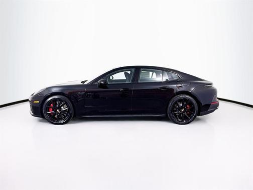 2026 Porsche Panamera 4S