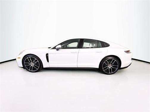 2021 Porsche Panamera 4