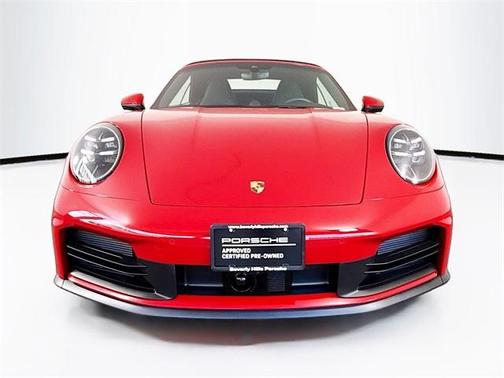 2025 Porsche 911 Carrera