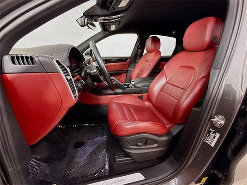 2023 Porsche Cayenne