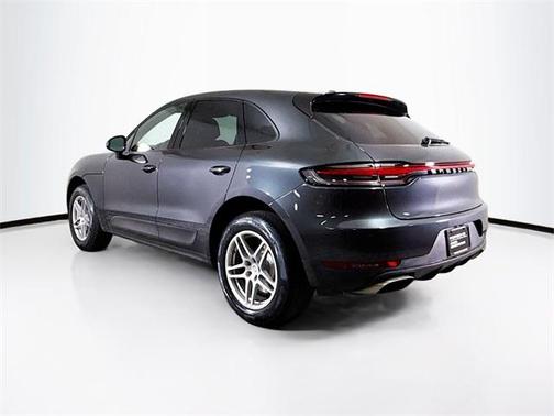 2021 Porsche Macan Base