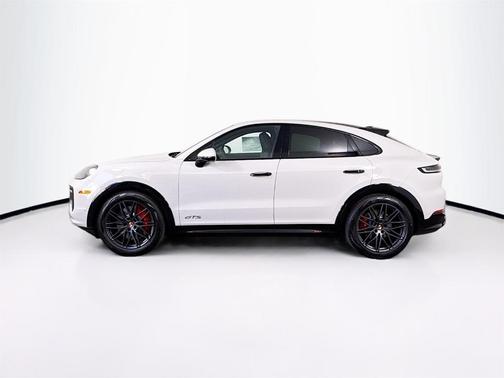 2026 Porsche Cayenne GTS