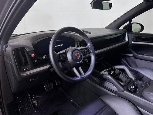 2024 Porsche Cayenne S