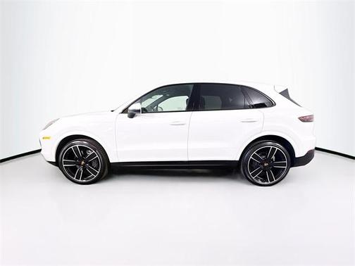 2021 Porsche Cayenne Base
