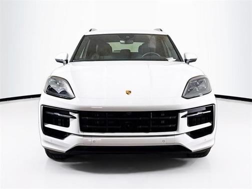 2024 Porsche Cayenne Base