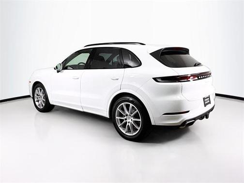 2024 Porsche Cayenne Base