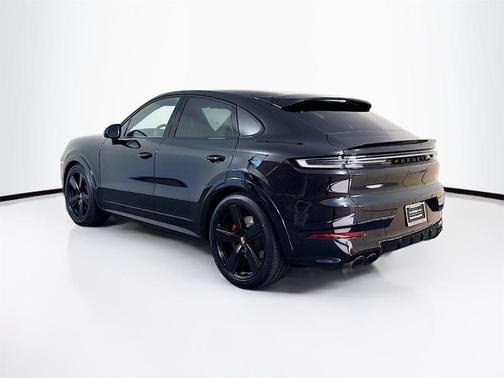 2026 Porsche Cayenne GTS
