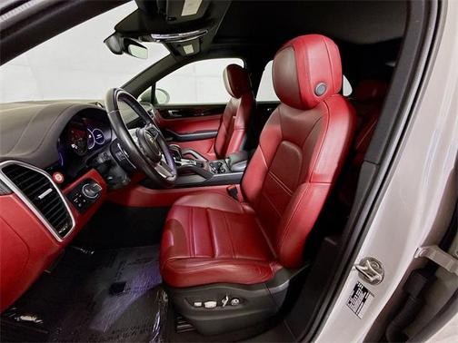 2021 Porsche Cayenne S