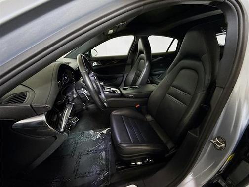 2021 Porsche Panamera 4