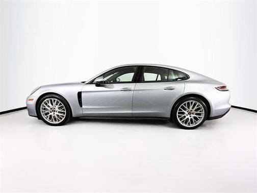 2021 Porsche Panamera 4