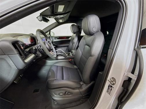 2025 Porsche Cayenne S Coupe AWD