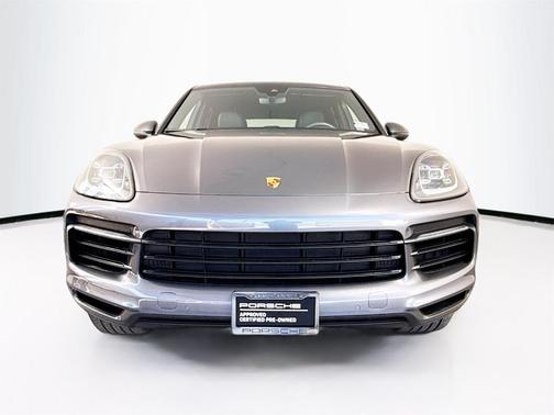 2022 Porsche Cayenne 