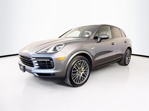 2022 Porsche Cayenne E-Hybrid