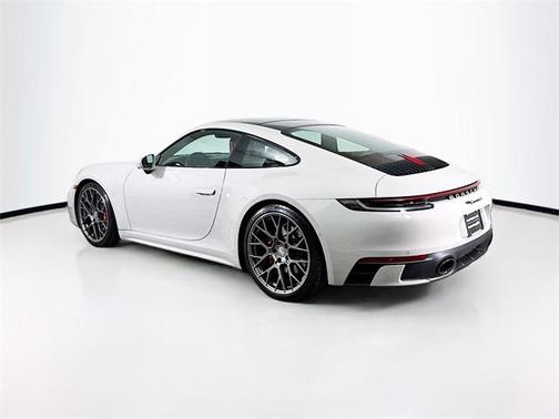2022 Porsche 911 Carrera S