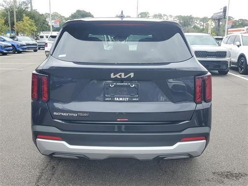 2026 Kia Sorento LX
