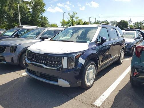 2025 Kia Carnival EX
