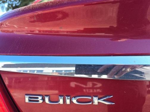 2013 Buick Regal Premium 2