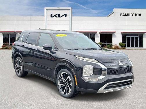 2022 Mitsubishi Outlander SE