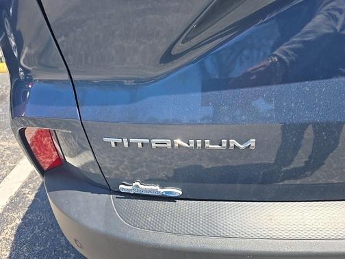 Blue Metallic 2020 Ford Escape Titanium Hybrid