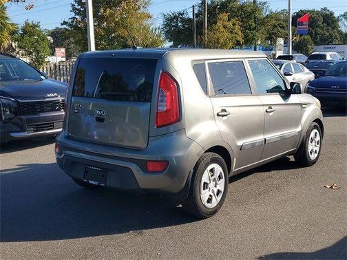 2013 Kia Soul Base