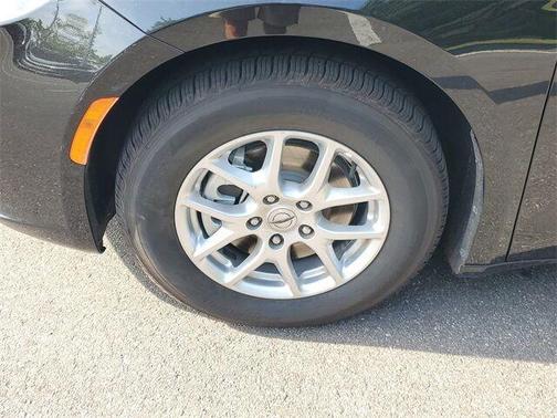 2023 Chrysler Pacifica Touring-L