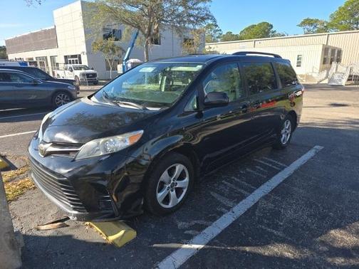 2019 Toyota Sienna L