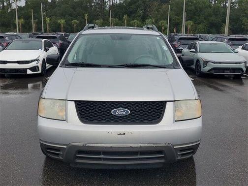 2005 Ford Freestyle SE