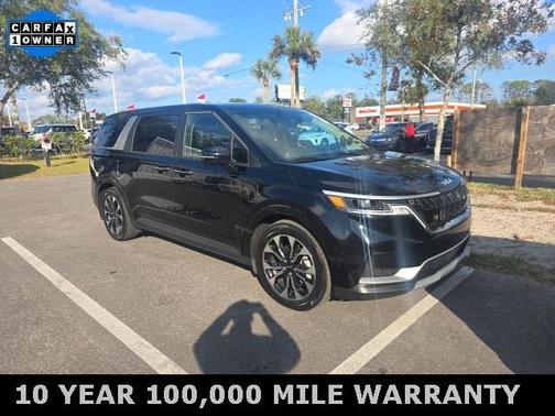 2024 Kia Carnival EX
