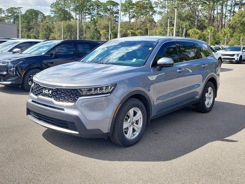 2023 Kia Sorento LX