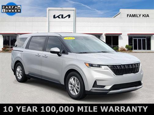 2023 Kia Carnival LX