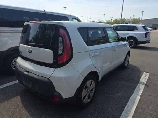 2015 Kia Soul Base