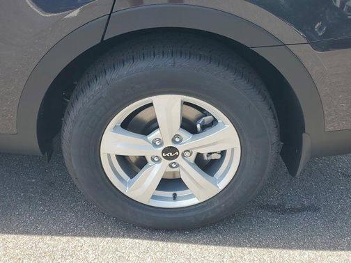 2025 Kia Sorento LX