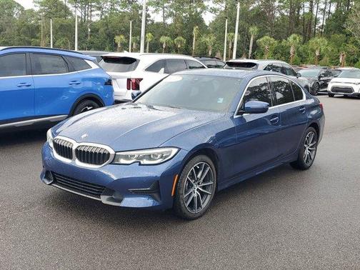 2022 BMW 330 i xDrive