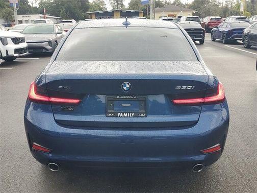 2022 BMW 330 i xDrive