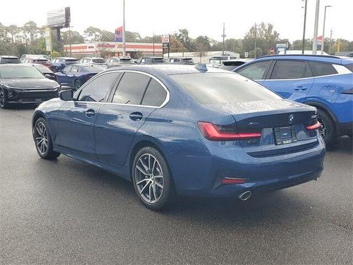 2022 BMW 330 i xDrive