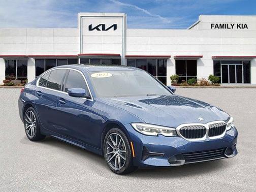 2022 BMW 330 i xDrive