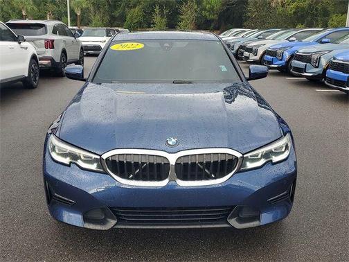 2022 BMW 330 i xDrive