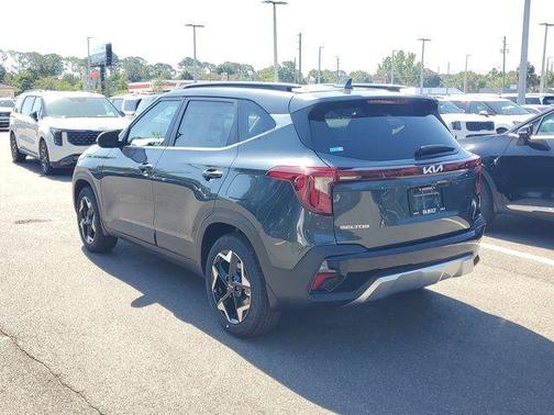 2025 Kia Seltos EX