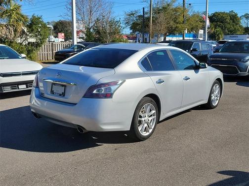 2014 Nissan Maxima SV