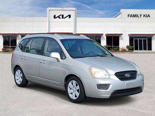 2007 Kia Rondo LX
