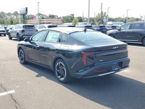2025 Kia K4 EX
